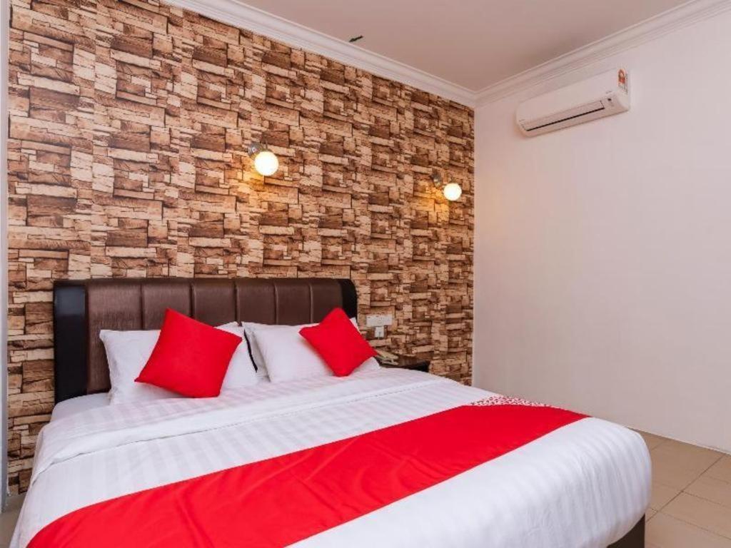 OYO 1114 Neo Pegasus Hotel Segamat Exterior foto