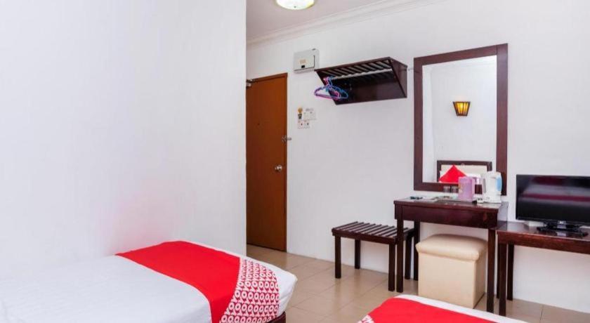 OYO 1114 Neo Pegasus Hotel Segamat Exterior foto